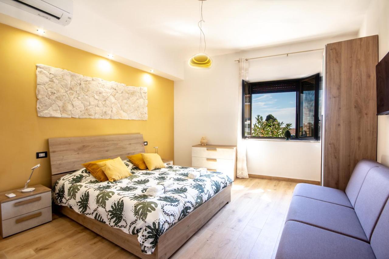 Casa Leonida Lejlighed Taormina Eksteriør billede